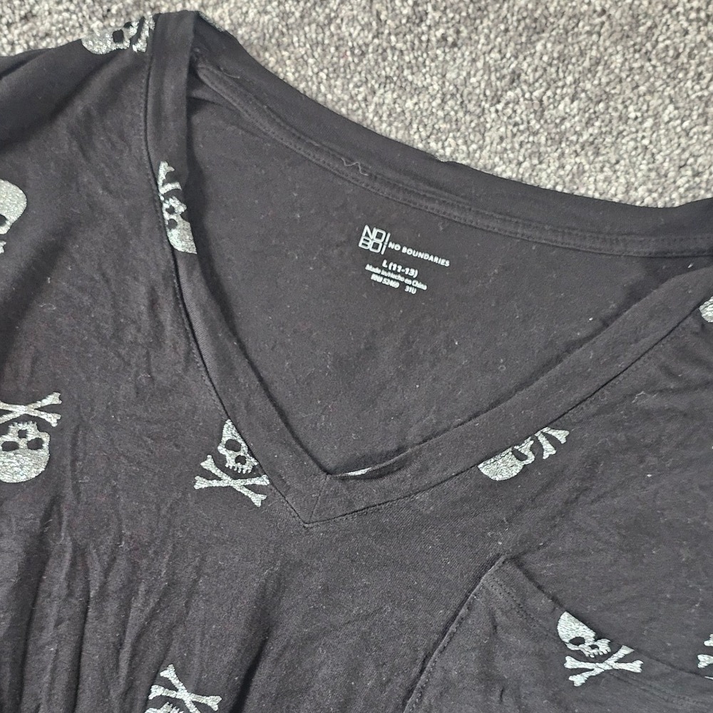 NoBoundaries Glitter Skull Crossbone T-Shirt Womens L Black Knot Front Goth Emo